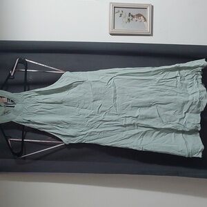 Free w purchase - forever21 lace back mini dress